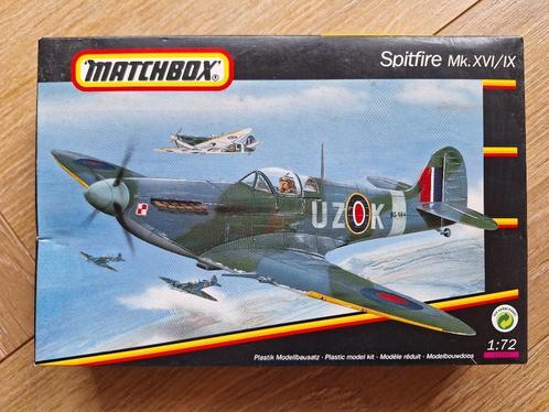 1:72 1/72 Matchbox Spitfire Mk. XVI/IX, Hobby en Vrije tijd, Modelbouw | Vliegtuigen en Helikopters, Zo goed als nieuw, Vliegtuig