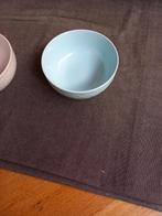 2 Aardewerk schalen jaren '90., Huis en Inrichting, Keuken | Servies, Ophalen of Verzenden, Zo goed als nieuw, Kom(men), Overige stijlen