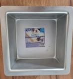 Vierkanten bakvorm 12,7 x 12,7 x 7,6 cm, Ophalen of Verzenden, Nieuw, Taarten, Bakvorm