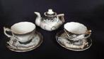 Mini SERVIESJE ~ JAPANS Dragonware Moriage Porselein 3 Delen, Antiek en Kunst, Antiek | Speelgoed, Ophalen of Verzenden