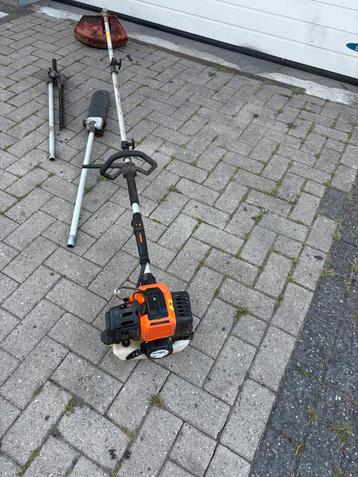 Bosmaaier multitool beschikbaar voor biedingen
