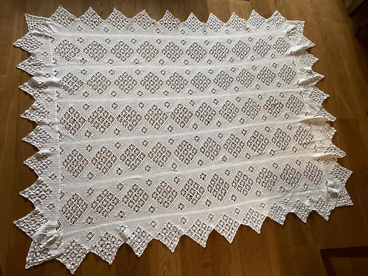 Gehaakte Witte Sprei 230 x 179 cm., Huis en Inrichting, Woonaccessoires | Plaids en Woondekens, Verzenden