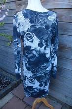 Overslagjurk zwart/ creme (No) Frills mt L Vaste prijs, Kleding | Dames, Zwart, Ophalen of Verzenden, Zo goed als nieuw, Knielengte