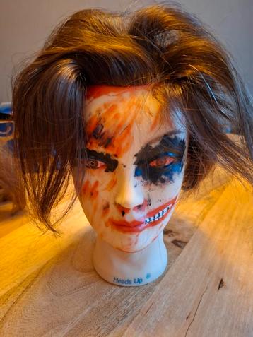 Halloween hoofd beschikbaar voor biedingen