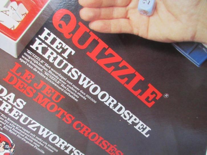 Quizzle het kruiswoordspel van Flamengo, Hobby en Vrije tijd, Gezelschapsspellen | Bordspellen, Gebruikt, Ophalen of Verzenden