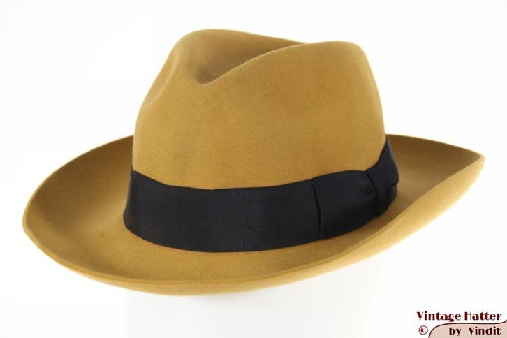 Vintage Gleufhoed oker kerrie geel oranje vilt 56, Kleding | Heren, Hoeden en Petten, Gedragen, Hoed, 57 cm (M, 7⅛ inch) of minder