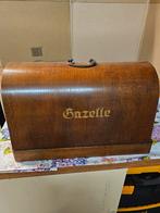 Antieke Gazelle Handnaaimachine met Houten Koffer, Antiek en Kunst, Ophalen of Verzenden