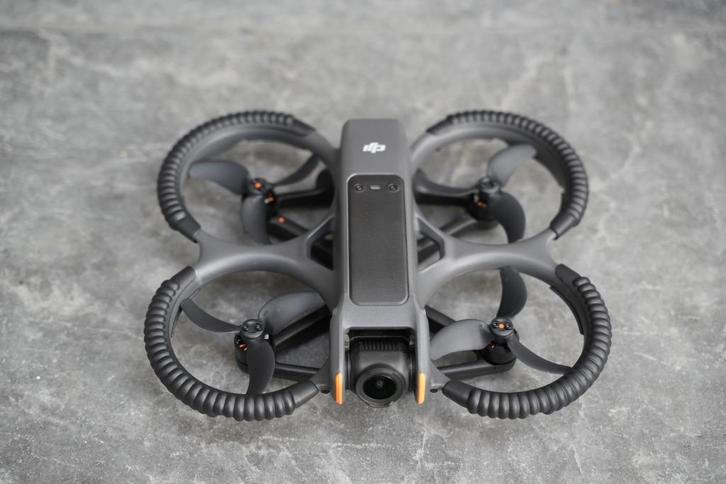DJI Avata 2, Audio, Tv en Foto, Drones, Zo goed als nieuw, Ophalen of Verzenden
