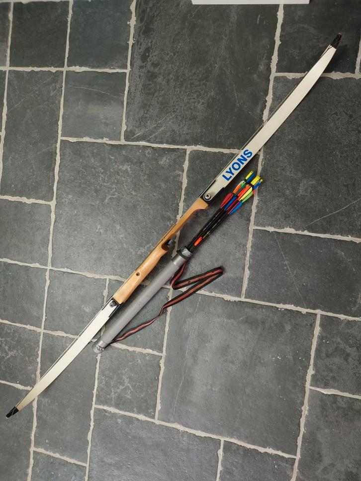 LYONS handboog, incl.Pijlen+pijlenkoker+bescherming. Zgan, Sport en Fitness, Handboogschieten, Zo goed als nieuw, Recurveboog