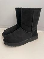 Zwarte UGG Classic Short II in maat 38, Kleding | Dames, Schoenen, UGG, Zwart, Lage of Enkellaarzen, Ophalen of Verzenden