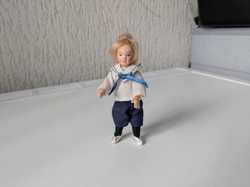 Porseleinen poppenhuis popje 🏠 beschikbaar voor biedingen
