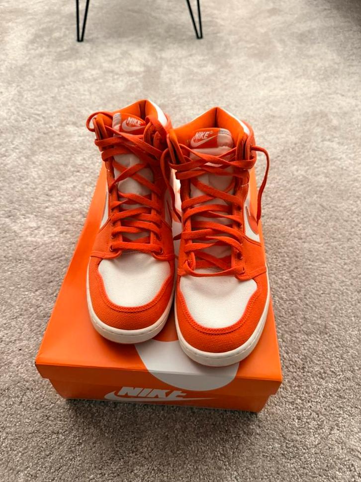 Nike Dunks Oranje 0x gedragen, Kleding | Heren, Schoenen, Zo goed als nieuw, Sneakers of Gympen, Overige kleuren, Ophalen of Verzenden