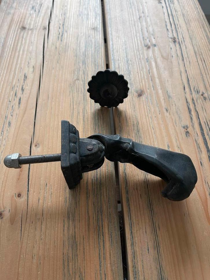 Antieke Deurklopper - Prachtig Detail!, Huis en Inrichting, Deurbellen, Gebruikt, Ophalen of Verzenden