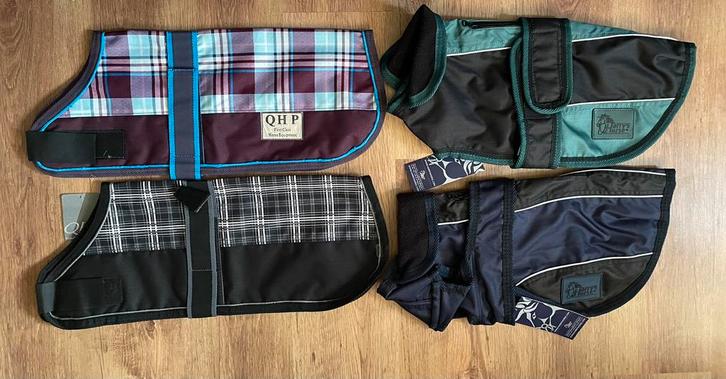 Hondenjasjes maat 45 cm, Dieren en Toebehoren, Hondenkleding, Zo goed als nieuw, Hondenjas, Ophalen of Verzenden