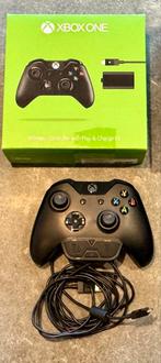 Xbox One Controller met Play & Charge Kit, Gebruikt, Ophalen of Verzenden, Xbox One, Controller