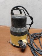 Ubbink 8400 vuilwater pomp, Tuin en Terras, Waterpompen, Ophalen of Verzenden, Gebruikt, Elektrisch, Overige typen