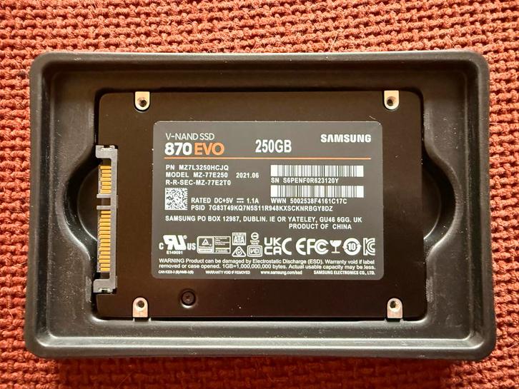 Samsung 870 EVO 250GB SSD - Nieuw, Computers en Software, Harde schijven, Nieuw, Desktop, Intern, SSD, SATA, Ophalen of Verzenden