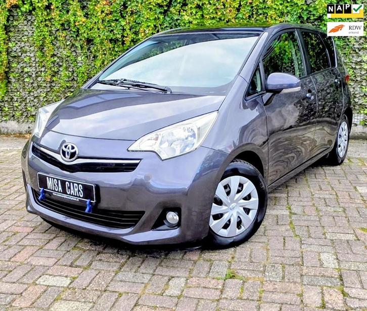 Toyota Verso-S 1.3 VVT-i Aspiratio Pana Trekhaak NL Auto Lag, Auto's, Toyota, Bedrijf, Te koop, Verso-S, ABS, Achteruitrijcamera