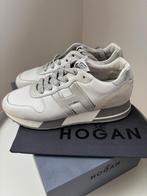 Hogan sneaker mt 39,5, Kleding | Dames, Wit, Ophalen of Verzenden, Sneakers of Gympen, Hogan