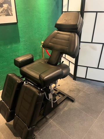 Tattoo stoel, Adjustable chair,  Hydraulic bed beschikbaar voor biedingen