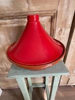 Mooie grote effen rode Tajin. Aardewerk. zo goed als nieuw, Ophalen, Zo goed als nieuw, Overige materialen, Overige typen