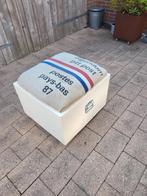 Poef met originele postzak zitting, Huis en Inrichting, Ophalen, Vierkant, 50 tot 75 cm, 50 tot 75 cm