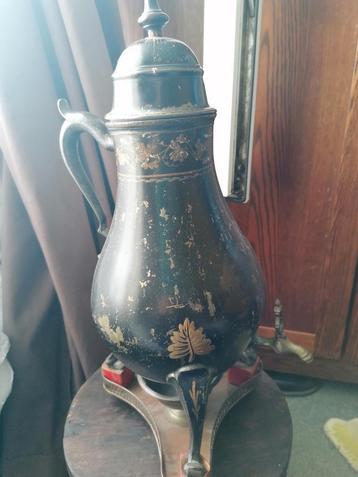 Kraantjes kraan vintage ik denk koper is zwaar heel oud.  beschikbaar voor biedingen