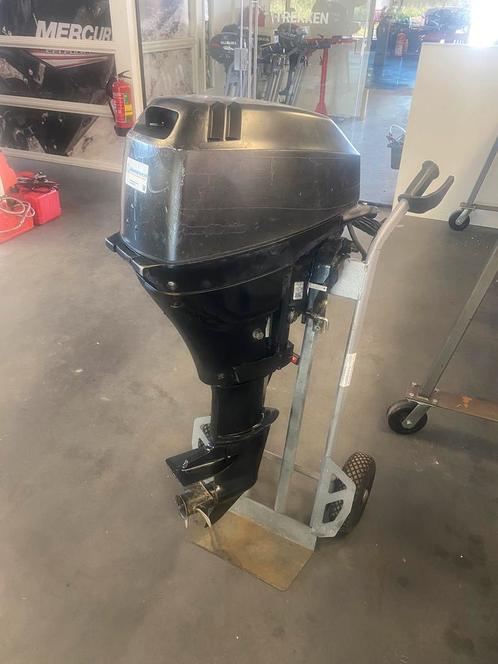 Inruiltopper: Mercury 9.9 pk 4-takt e-start lang op afst bed, Watersport en Boten, Buiten- en Binnenboordmotoren, Gebruikt, Benzine