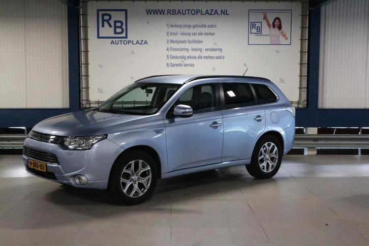 Mitsubishi Outlander 2.0 PHEV Executive Edition NAP/ STOELVE, Auto's, Mitsubishi, Bedrijf, Te koop, Outlander, 4x4, ABS, Achteruitrijcamera