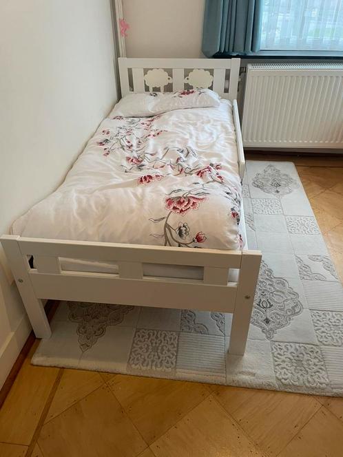 Bed, matras en kledingkast, Kinderen en Baby's, Kinderkamer | Bedden, Zo goed als nieuw, 180 cm of meer, Matras, Ophalen
