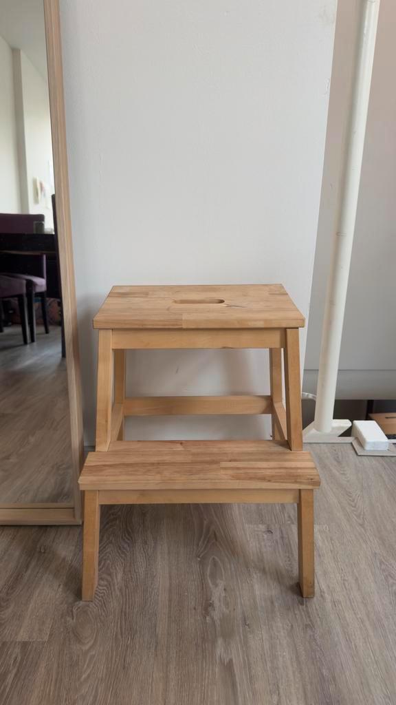 Ikea BEKVÄM Opstapje / Krukje - Hout, Huis en Inrichting, Krukjes, Gebruikt, Hout, Ophalen
