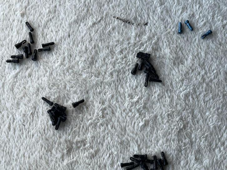 adv 378 / NIEUW mixset 40 elastiek connectors, Watersport en Boten, Hengelsport | Algemeen, Nieuw, Overige typen, Ophalen of Verzenden