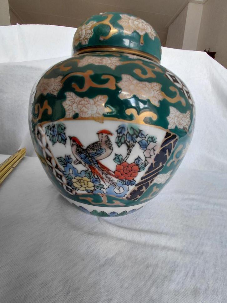 gemberpot Imari 19cm hoog in zeldzame prachtige groene kleur, Antiek en Kunst, Antiek | Keramiek en Aardewerk, Ophalen