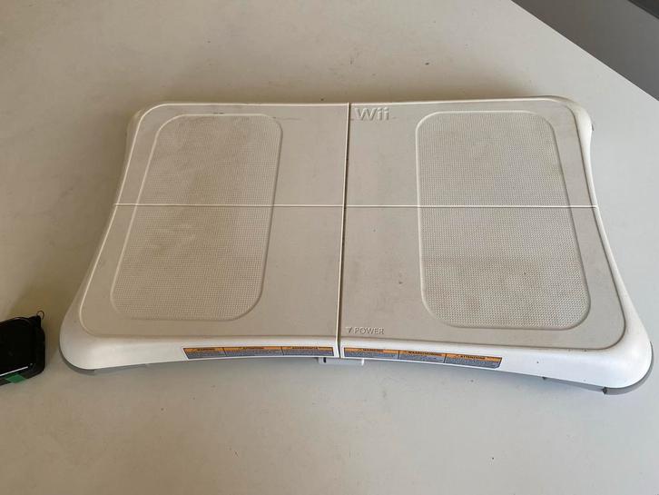 Nintendo Wii Balance Board - Weinig Gebruikt!, Spelcomputers en Games, Spelcomputers | Nintendo Wii, Zo goed als nieuw, Zonder controller