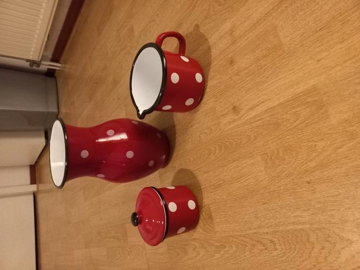 Rode emaille set, Huis en Inrichting, Woonaccessoires | Overige, Zo goed als nieuw, Ophalen