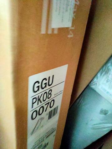 VELUX GGU PK08 0070 kunststof tuimelvenster beschikbaar voor biedingen