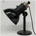 Oude Industriele werkplaatslamp met geëmailleerde kap, Gebruikt, Ophalen of Verzenden, Nb, Nb