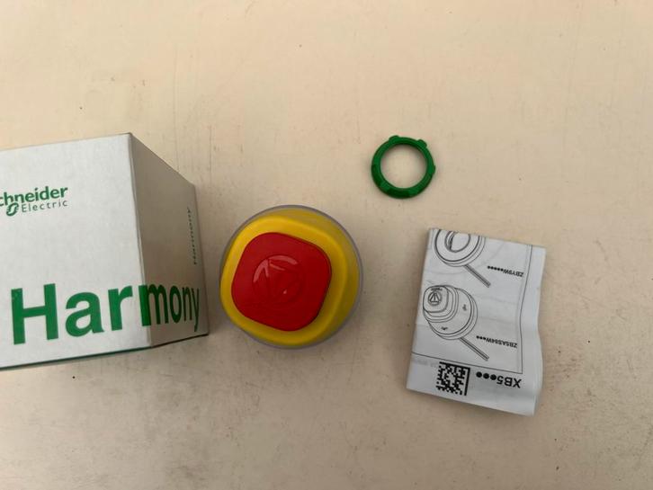 Schneider Electric Noodstopknop ZB5AS84W00 – 50 stuks, Hobby en Vrije tijd, Elektronica-componenten, Zo goed als nieuw, Ophalen of Verzenden