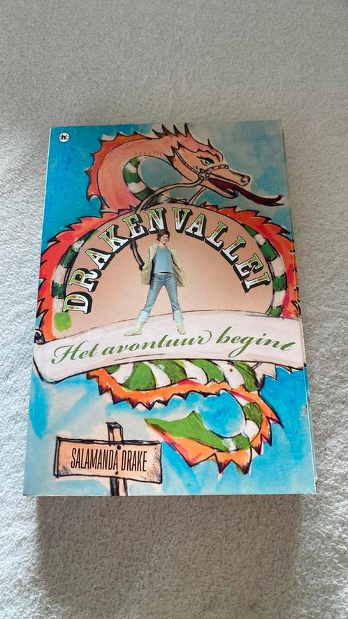 Salamanda Drake - Drakenvallei, Boeken, Kinderboeken | Jeugd | onder 10 jaar, Zo goed als nieuw, Ophalen of Verzenden