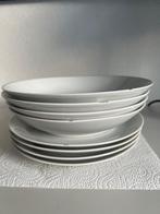 Arzberg City White River 6x en Creative 2x bord met chipjes, Gebruikt, Ophalen of Verzenden, Bord(en), Effen