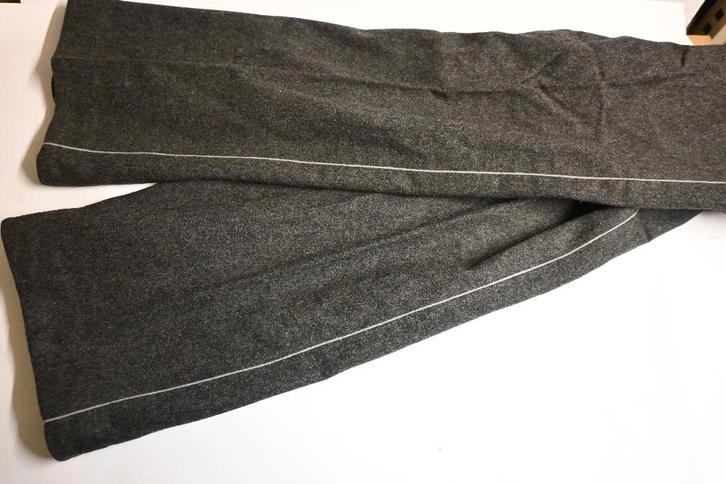 wollen DRK broek l grijze bies jaren 40 duitsland rode kruis, Verzamelen, Militaria | Algemeen, Overige soorten, Kleding of Schoenen