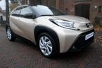 Toyota Aygo X 1.0 VVT-i 10.000 KM -AUTOMAAT-CAMERA-VERW,STOE, Automaat, 12 maanden, Stof, Gebruikt