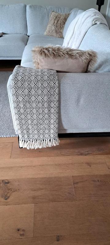 Mooie zwart/wit  Kleed met Franjes beschikbaar voor biedingen