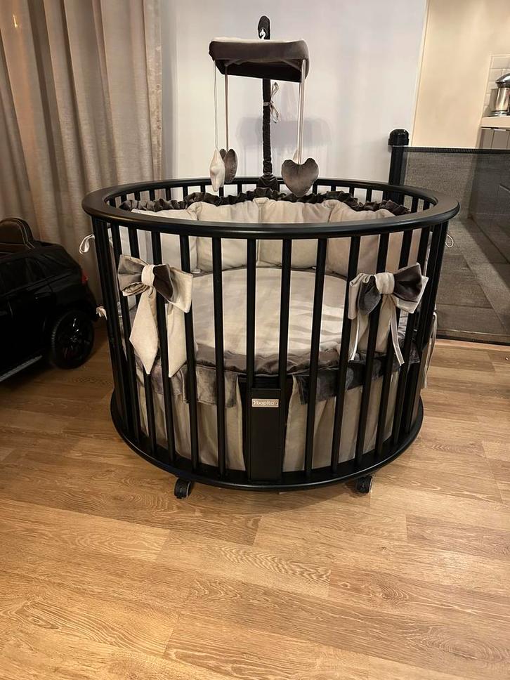 Bopita box met handgemaakte poppendol bekleding, Kinderen en Baby's, Babywiegjes en Ledikanten, Zo goed als nieuw, Wieg, Ophalen