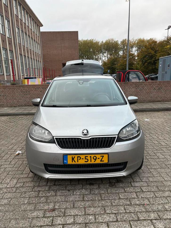 Skoda Citigo 1.0 60pk 3D 2017 Grijs, Auto's, Skoda, Citigo, Benzine, B, Hatchback, Handgeschakeld, Origineel Nederlands, Zilver of Grijs