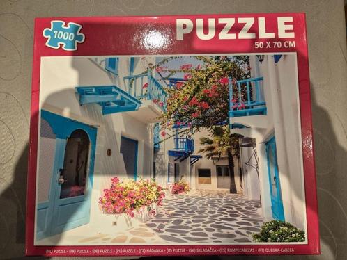 Puzzel van een binnenhofje, Hobby en Vrije tijd, Denksport en Puzzels, Zo goed als nieuw, Legpuzzel, 500 t/m 1500 stukjes, Ophalen of Verzenden