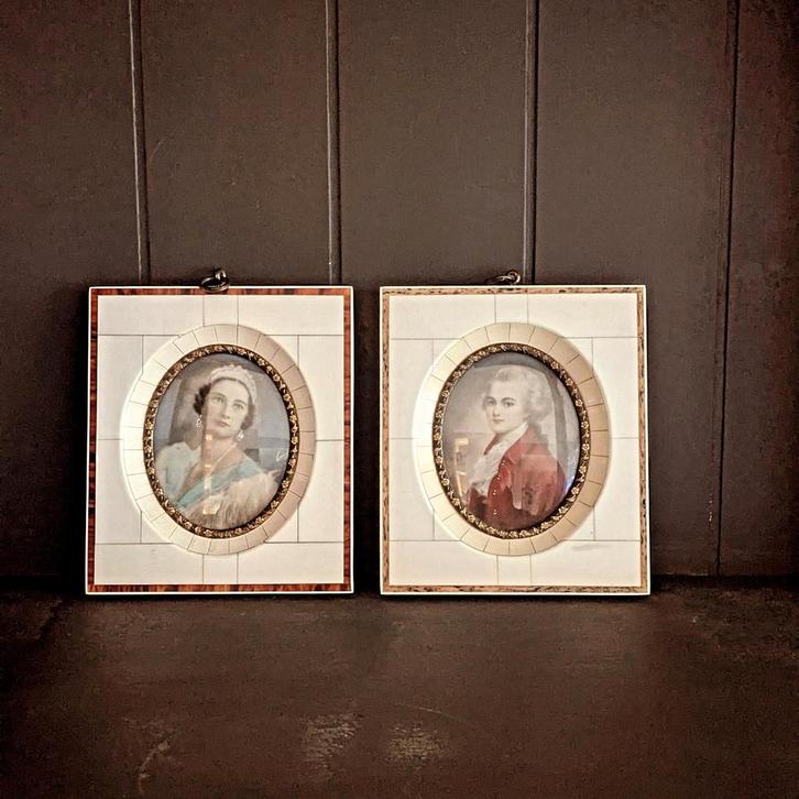 Set van 2 antieke miniatuurportretten – handgeschilderd –, Antiek en Kunst, Antiek | Woonaccessoires, Ophalen of Verzenden