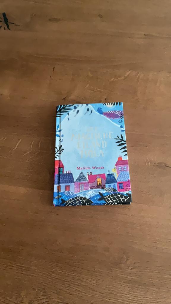 Matilda Woods - Het magische eiland Isola, Boeken, Kinderboeken | Jeugd | onder 10 jaar, Zo goed als nieuw, Ophalen of Verzenden