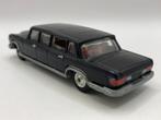 Corgi Toys 247 Mercedes-Benz 600 Pullman zwart -REPAINT- M9, Gebruikt, Auto, Corgi, Ophalen of Verzenden