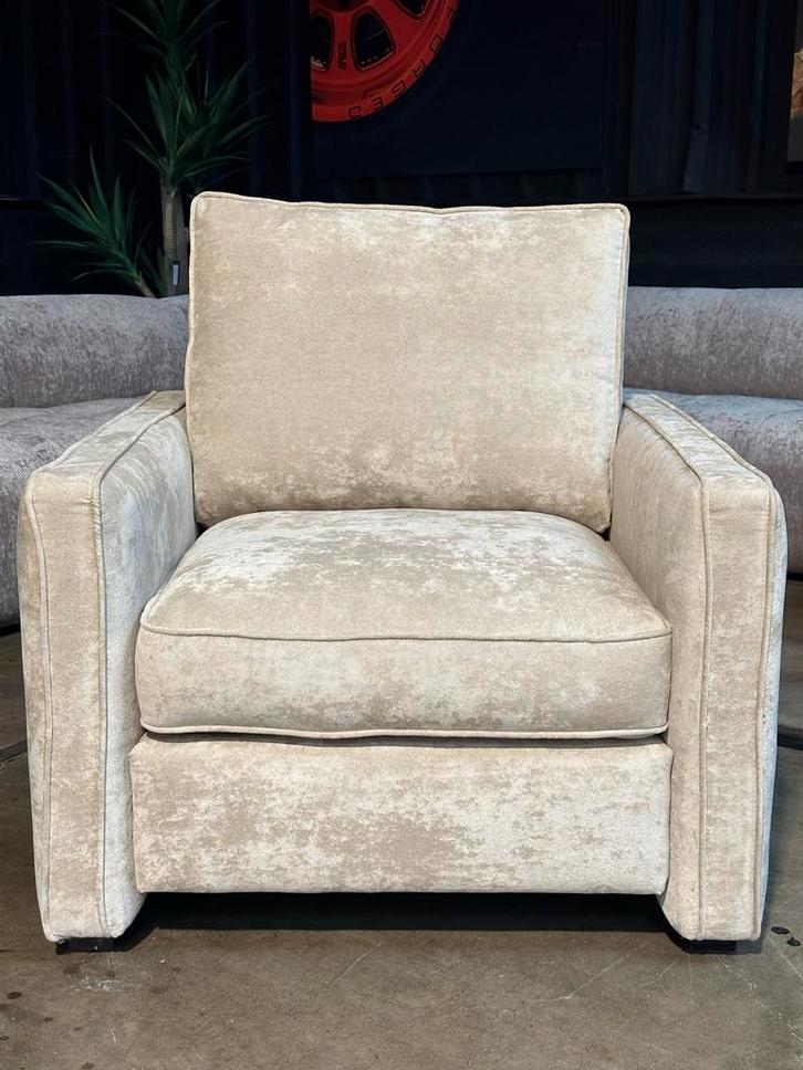 Nieuwe Urbansofa Relaxfauteuil - SHOWMODEL!, Huis en Inrichting, Fauteuils, Nieuw, Stof, 75 tot 100 cm, Ophalen